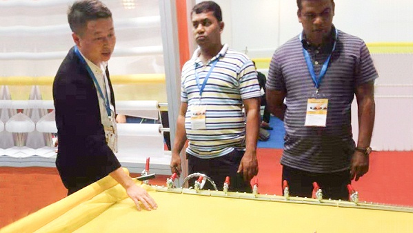 旭瑞丝印网耐磨易清洗，漏墨性好！